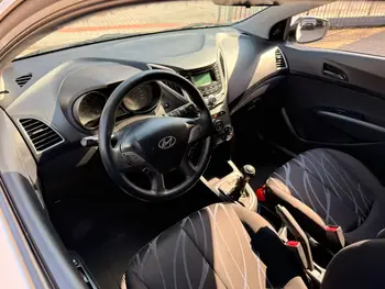 Carro/Camioneta - HYUNDAI - HB20 - Comf./C.Plus/C.Style 1.0 Flex 12V - 2014