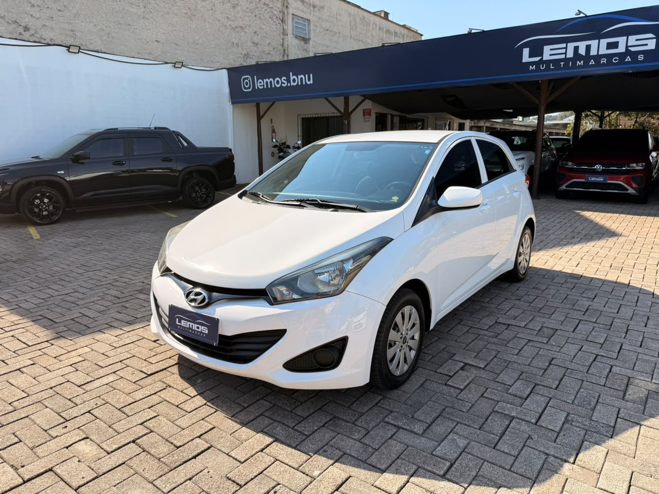Carro/Camioneta - HYUNDAI - HB20 - Comf./C.Plus/C.Style 1.0 Flex 12V - 2014