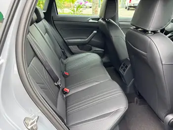 Carro/Camioneta - VW - VOLKSWAGEN - Nivus - Highline 1.0 200 TSI Flex Aut. - 2027