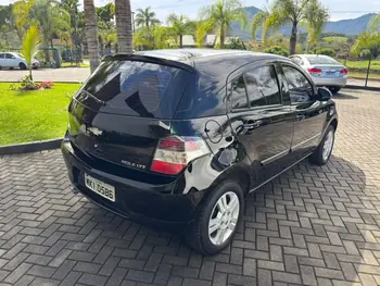 Carro/Camioneta - GM - CHEVROLET - AGILE - LT 1.4 MPFI 8V FlexPower 5p - 2013