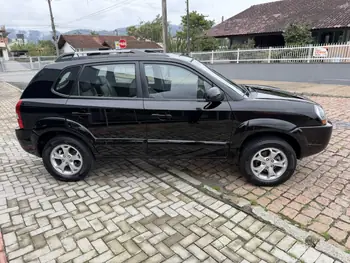Carro/Camioneta - HYUNDAI - Tucson - 2.0 16V Flex Aut. - 2017