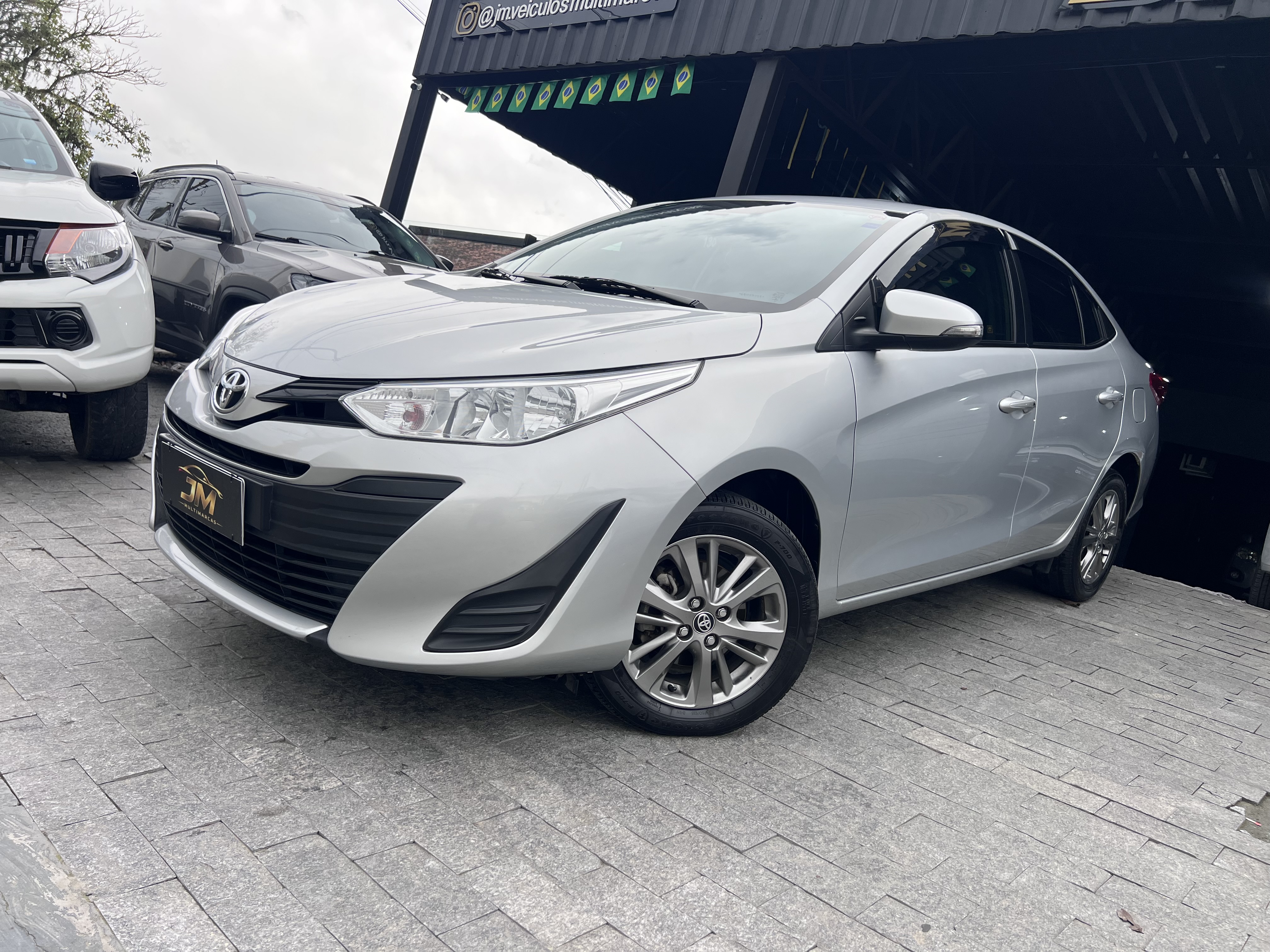 Carro/Camioneta - TOYOTA - YARIS - XL Plus T. Sed. 1.5 Flex 16V Aut. - 2020