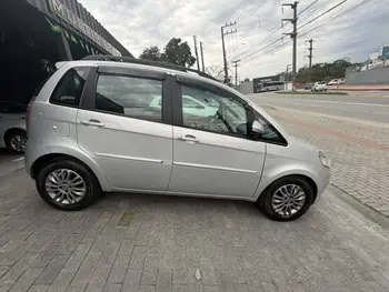 Carro/Camioneta - FIAT - Idea - ATTRACTIVE 1.4 Fire Flex 8V 5p - 2012