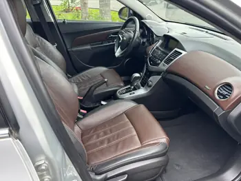 Carro/Camioneta - GM - CHEVROLET - CRUZE - LTZ 1.8 16V FlexPower 4p Aut. - 2015