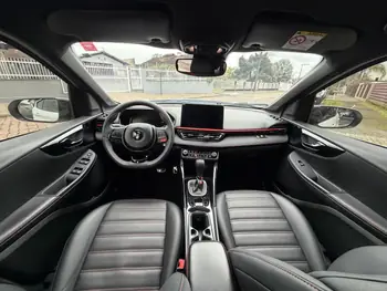 Carro/Camioneta - FIAT - Fastback - ABARTH Turbo Flex 1.3 Aut. - 2024