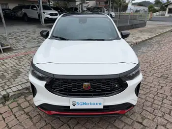 Carro/Camioneta - FIAT - Fastback - ABARTH Turbo Flex 1.3 Aut. - 2024