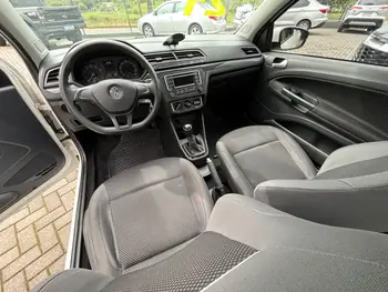 Carro/Camioneta - VW - VOLKSWAGEN - Saveiro - Trendline 1.6 T.Flex 8V - 2021