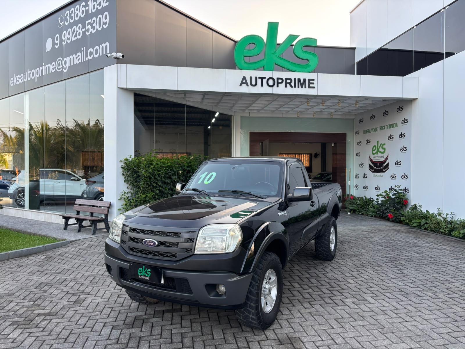 Carro/Camioneta - FORD - Ranger - Limited 2.3 150cv CD - 2010