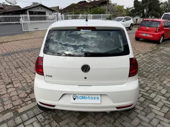 Carro/Camioneta - VW - VOLKSWAGEN - Fox - 1.0 Mi Total Flex 8V 5p - 2013