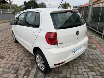 Carro/Camioneta - VW - VOLKSWAGEN - Fox - 1.0 Mi Total Flex 8V 5p - 2013