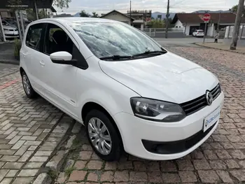 Carro/Camioneta - VW - VOLKSWAGEN - Fox - 1.0 Mi Total Flex 8V 5p - 2013