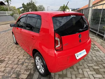 Carro/Camioneta - VW - VOLKSWAGEN - up! - high 1.0 Total Flex 12V 5p - 2015