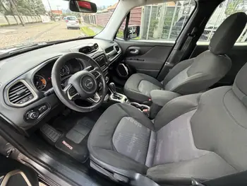 Carro/Camioneta - JEEP - Renegade - Sport 1.8 4x2 Flex 16V Aut. - 2016