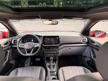 Carro/Camioneta - VW - VOLKSWAGEN - T-Cross - Comfor. 200 TSI 1.0 Flex 5p Aut. - 2025