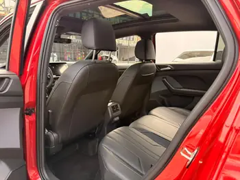 Carro/Camioneta - VW - VOLKSWAGEN - T-Cross - Comfor. 200 TSI 1.0 Flex 5p Aut. - 2025