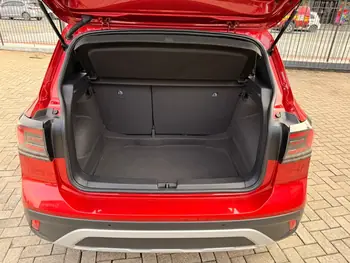 Carro/Camioneta - VW - VOLKSWAGEN - T-Cross - Comfor. 200 TSI 1.0 Flex 5p Aut. - 2025