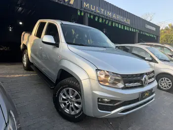 Carro/Camioneta - VW - VOLKSWAGEN - AMAROK - Trendline CD 2.0 TDI 4X4 Dies Aut - 2018