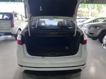 Carro/Camioneta - FORD - Fiesta - Sedan 1.6 16V Flex Aut. - 2014