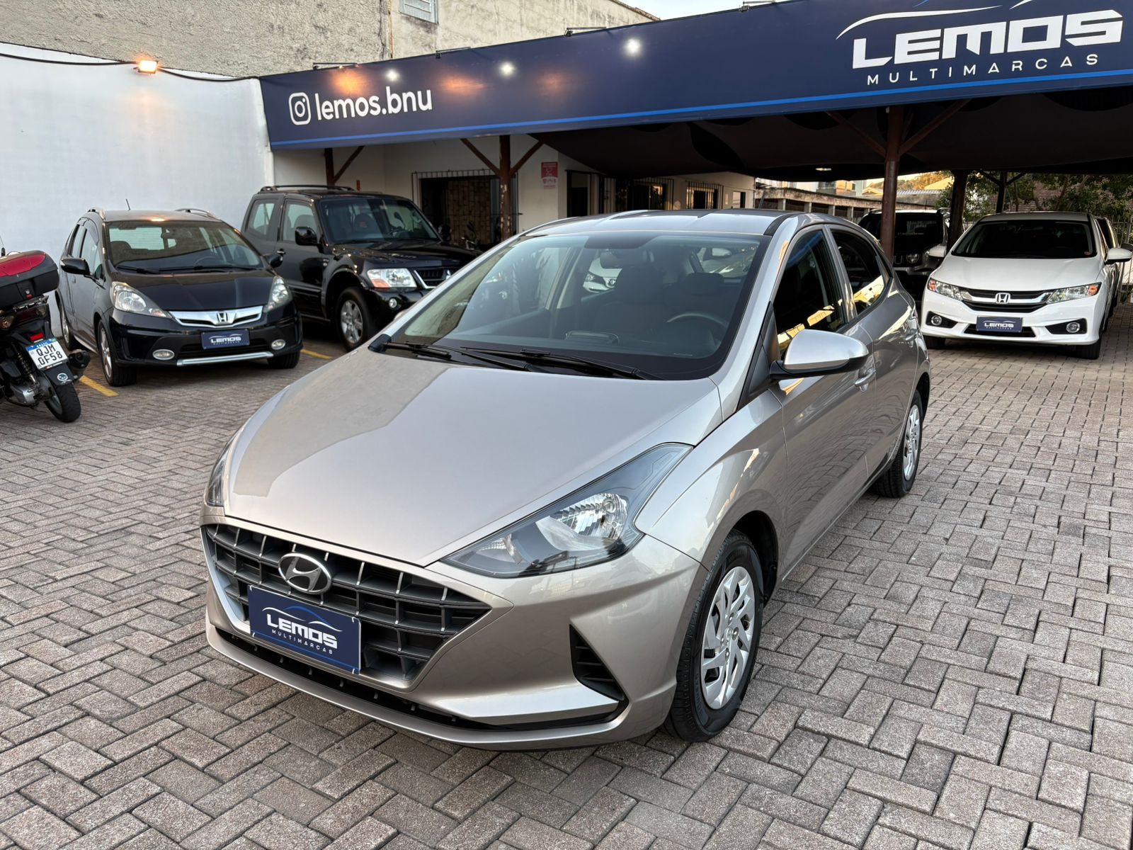 Carro/Camioneta - HYUNDAI - HB20 - Sense 1.0 Flex 12V Mec. - 2020