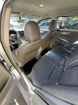 Carro/Camioneta - TOYOTA - Corolla - GLi 1.8 Flex 16V  Aut. - 2012