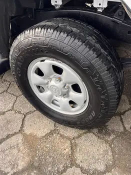 Carro/Camioneta - TOYOTA - Hilux - CD SR D4-D 4x2 3.0 163cv TDI Dies. - 2008