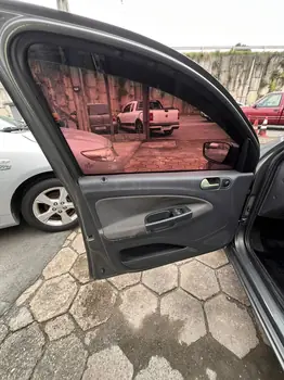 Carro/Camioneta - VW - VOLKSWAGEN - VOYAGE - 1.0/1.0 City Mi Total Flex 8V 4p - 2011