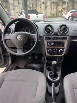 Carro/Camioneta - VW - VOLKSWAGEN - VOYAGE - 1.0/1.0 City Mi Total Flex 8V 4p - 2011