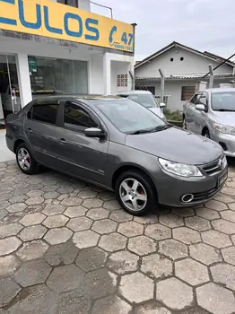 Carro/Camioneta - VW - VOLKSWAGEN - VOYAGE - 1.0/1.0 City Mi Total Flex 8V 4p - 2011
