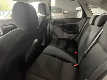 Carro/Camioneta - FORD - Focus - 1.6 S/SE/SE Plus Flex 8V/16V  5p - 2011