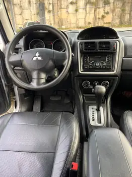 Carro/Camioneta - MITSUBISHI - Pajero - TR4 2.0/ 2.0 Flex 16V 4x4 Aut. - 2011