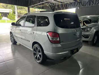 Carro/Camioneta - GM - CHEVROLET - SPIN - LTZ 1.8 8V Econo.Flex 5p Aut. - 2013