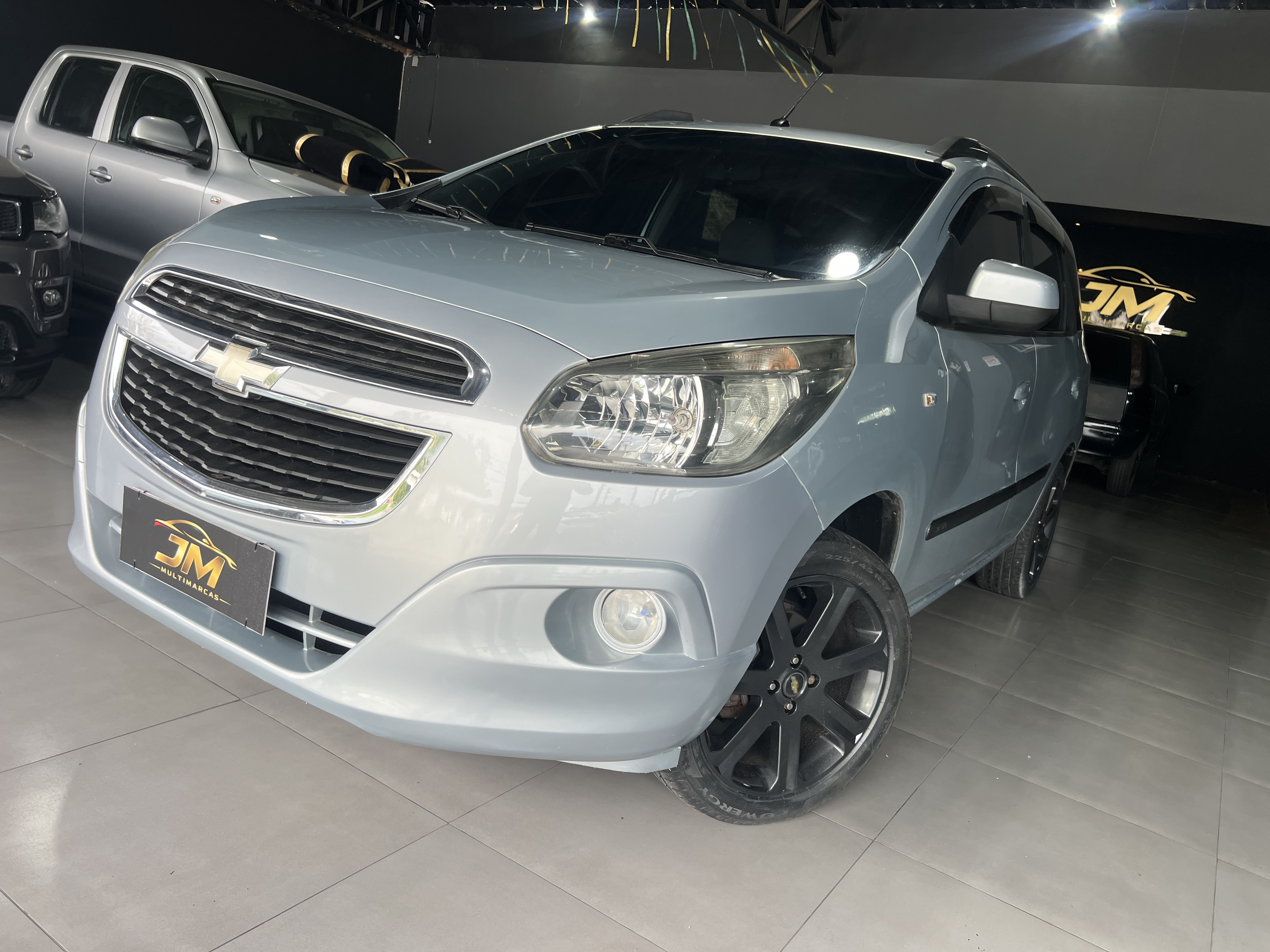 Carro/Camioneta - GM - CHEVROLET - SPIN - LTZ 1.8 8V Econo.Flex 5p Aut. - 2013