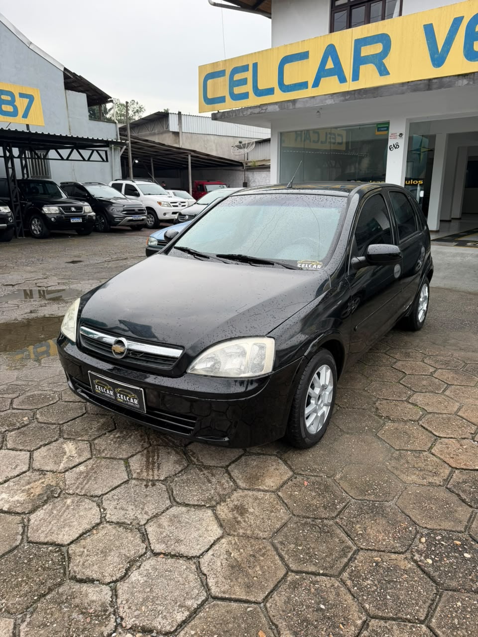 Carro/Camioneta - GM - CHEVROLET - Corsa - Hatchback 1.0 MPFI 8V 71cv 5p - 2004