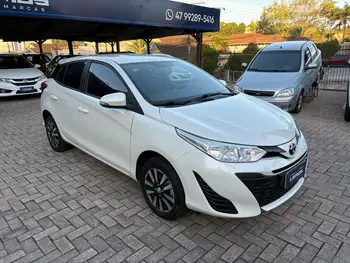 Carro/Camioneta - TOYOTA - YARIS - XL 1.3 Flex 16V 5p Aut. - 2020