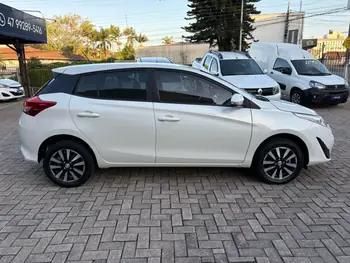 Carro/Camioneta - TOYOTA - YARIS - XL 1.3 Flex 16V 5p Aut. - 2020