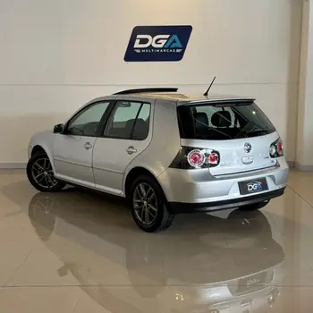 Carro/Camioneta - VW - VOLKSWAGEN - Golf - 1.6 Mi Total Flex 8V 4p - 2011
