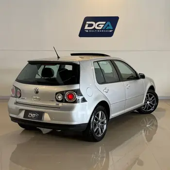Carro/Camioneta - VW - VOLKSWAGEN - Golf - 1.6 Mi Total Flex 8V 4p - 2011