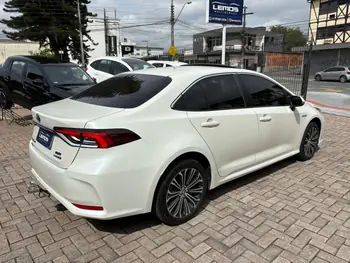 Carro/Camioneta - TOYOTA - Corolla - Altis Prem. 1.8 Aut. (Híbrido) - 2020