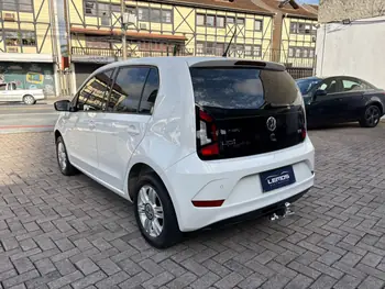 Carro/Camioneta - VW - VOLKSWAGEN - up! - move 1.0 TSI Total Flex 12V 5p - 2018