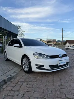 Carro/Camioneta - VW - VOLKSWAGEN - Golf - Comfortline 1.6 MSI Total Flex Aut. - 2016