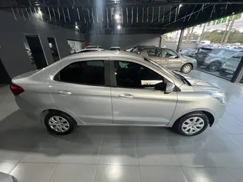 Carro/Camioneta - FORD - Ka - SEL 1.5 16V Flex 5p - 2017