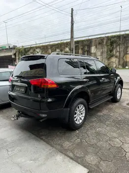 Carro/Camioneta - MITSUBISHI - Pajero - DAKAR HPE 3.2 4x4 T.I Dies 5p Aut - 2011