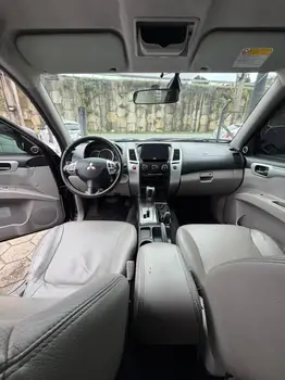 Carro/Camioneta - MITSUBISHI - Pajero - DAKAR HPE 3.2 4x4 T.I Dies 5p Aut - 2011