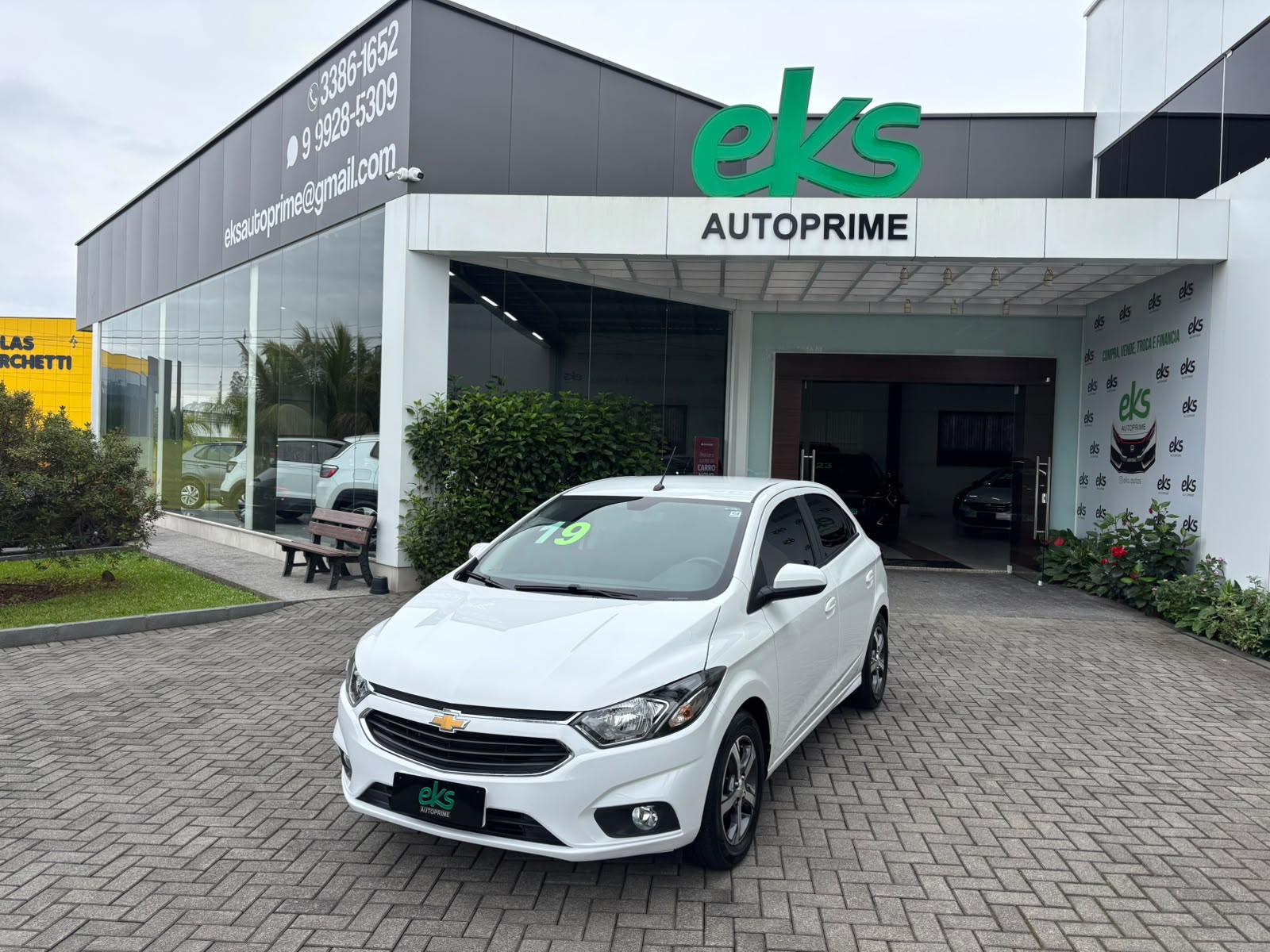 Carro/Camioneta - GM - CHEVROLET - ONIX - HATCH LTZ 1.4 8V FlexPower 5p Aut. - 2019