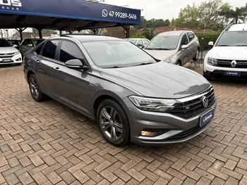 Carro/Camioneta - VW - VOLKSWAGEN - JETTA - R-Line 250 TSI 1.4 Flex 16V Aut. - 2019