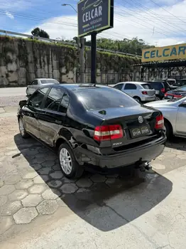 Carro/Camioneta - VW - VOLKSWAGEN - Polo - Sedan 1.6 Mi Total Flex 8V 4p - 2005