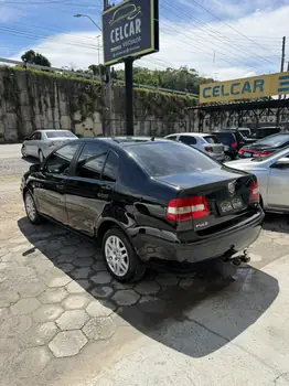 Carro/Camioneta - VW - VOLKSWAGEN - Polo - Sedan 1.6 Mi Total Flex 8V 4p - 2005