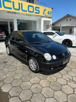 Carro/Camioneta - VW - VOLKSWAGEN - Polo - Sedan 1.6 Mi Total Flex 8V 4p - 2005