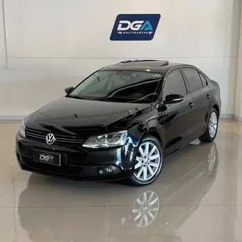 Carro/Camioneta - VW - VOLKSWAGEN - JETTA - Comfortline 2.0 T.Flex 8V 4p Tipt. - 2014