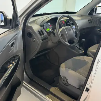 Carro/Camioneta - HYUNDAI - Tucson - 2.0 16V Flex Aut. - 2016